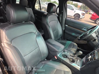 2017 Ford Explorer Limited - miniatura 8
