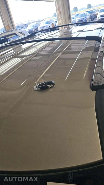 2017 Ford Explorer Limited - miniatura 19
