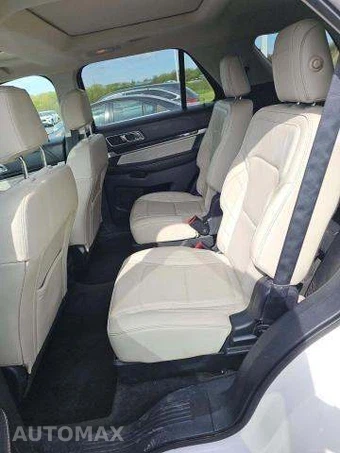 2017 Ford Explorer Platinum – miniatura 13