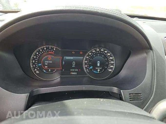 2017 Ford Explorer Platinum – miniatura 9
