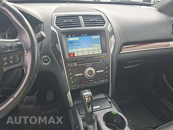 2017 Ford Explorer Platinum - miniatura 10