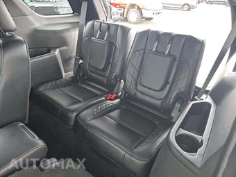 2017 Ford Explorer Platinum - miniatura 14