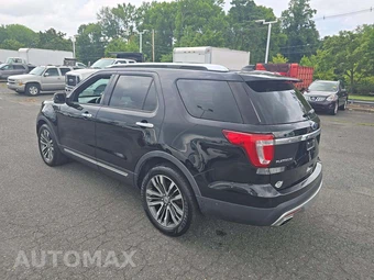 2017 Ford Explorer Platinum - miniatura 2