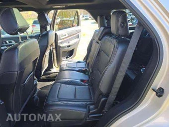 2017 Ford Explorer Platinum - miniatura 14