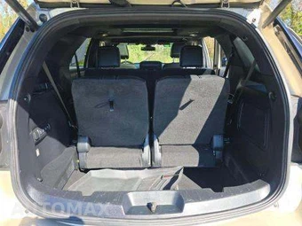 2017 Ford Explorer Platinum - miniatura 16