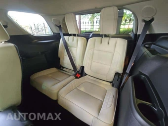 2017 Ford Explorer Platinum – miniatura 14