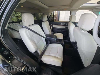2017 Ford Explorer Platinum – miniatura 17
