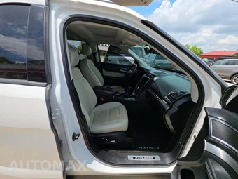2017 Ford Explorer Platinum - miniatura 19