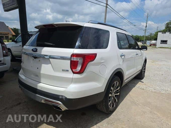2017 Ford Explorer Platinum - miniatura 3