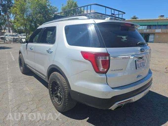 2017 Ford Explorer Platinum - miniatura 2