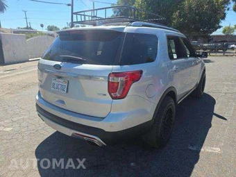 2017 Ford Explorer Platinum - miniatura 3