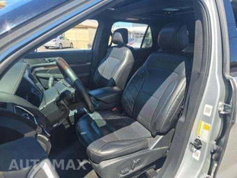 2017 Ford Explorer Platinum - miniatura 6