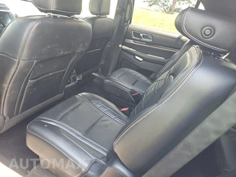 2017 Ford Explorer Platinum – miniatura 13