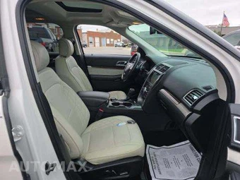 2017 Ford Explorer Platinum - miniatura 19