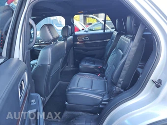 2017 Ford Explorer Platinum – miniatura 13