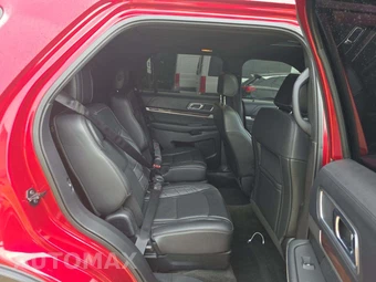 2017 Ford Explorer Platinum – miniatura 17