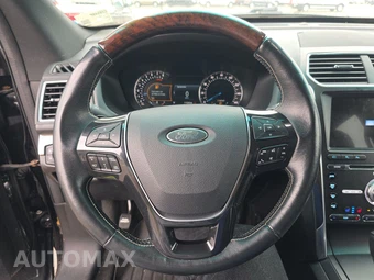 2017 Ford Explorer Platinum – miniatura 10