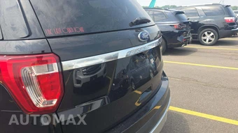 2017 Ford Explorer Platinum – miniatura 28