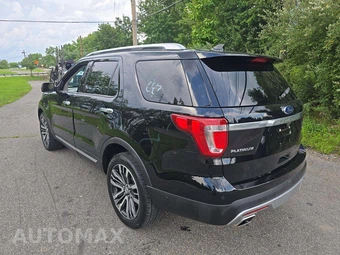2017 Ford Explorer Platinum - miniatura 2