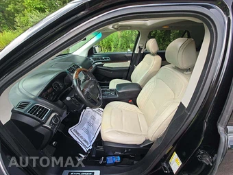2017 Ford Explorer Platinum - miniatura 6