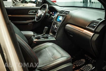 2017 Ford Explorer Sport - miniatura 15