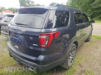 2017 Ford Explorer Sport - miniatura 3
