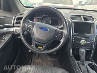 2017 Ford Explorer Sport - miniatura 10