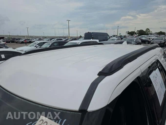2017 Ford Explorer Sport – miniatura 12