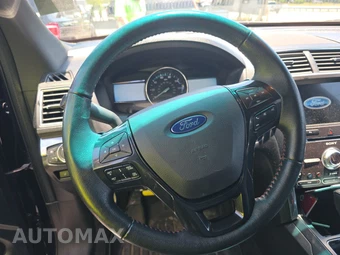 2017 Ford Explorer Sport - miniatura 10