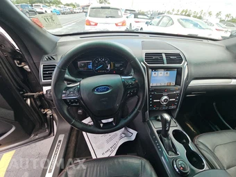 2017 Ford Explorer Sport – miniatura 11