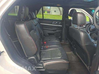 2017 Ford Explorer Sport - miniatura 18