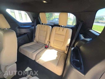 2017 Ford Explorer XLT - miniatura 14