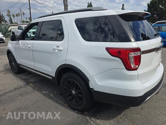 2017 Ford Explorer XLT – miniatura 6