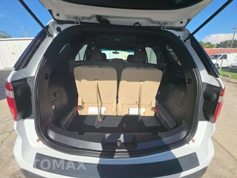 2017 Ford Explorer XLT – miniatura 15