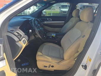 2017 Ford Explorer XLT – miniatura 6