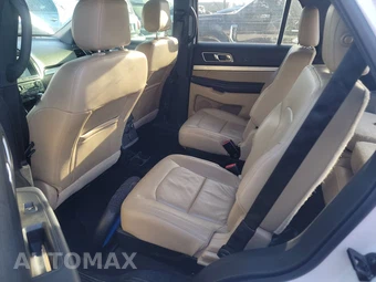 2017 Ford Explorer XLT - miniatura 13