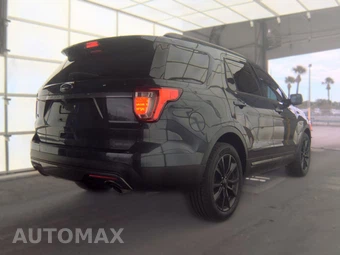 2017 Ford Explorer XLT - miniatura 4