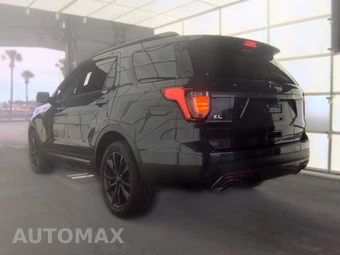 2017 Ford Explorer XLT - miniatura 6
