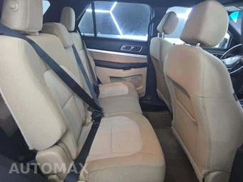 2017 Ford Explorer XLT – miniatura 17