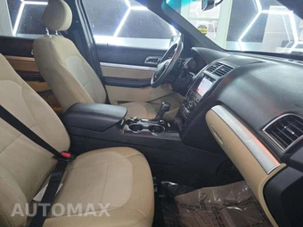 2017 Ford Explorer XLT – miniatura 19