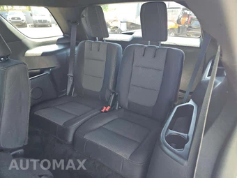 2017 Ford Explorer XLT - miniatura 11