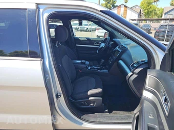 2017 Ford Explorer XLT - miniatura 16