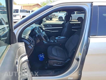 2017 Ford Explorer XLT - miniatura 3