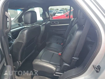 2017 Ford Explorer XLT – miniatura 13