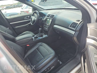 2017 Ford Explorer XLT – miniatura 8