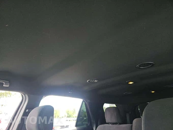 2017 Ford Explorer XLT - miniatura 11