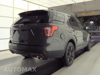 2017 Ford Explorer XLT – miniatura 4