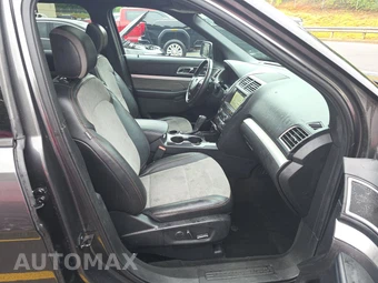 2017 Ford Explorer XLT – miniatura 8