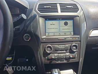 2017 Ford Explorer XLT – miniatura 11