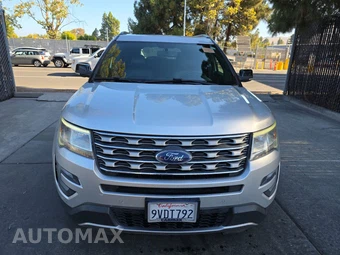 2017 Ford Explorer XLT - miniatura 2
